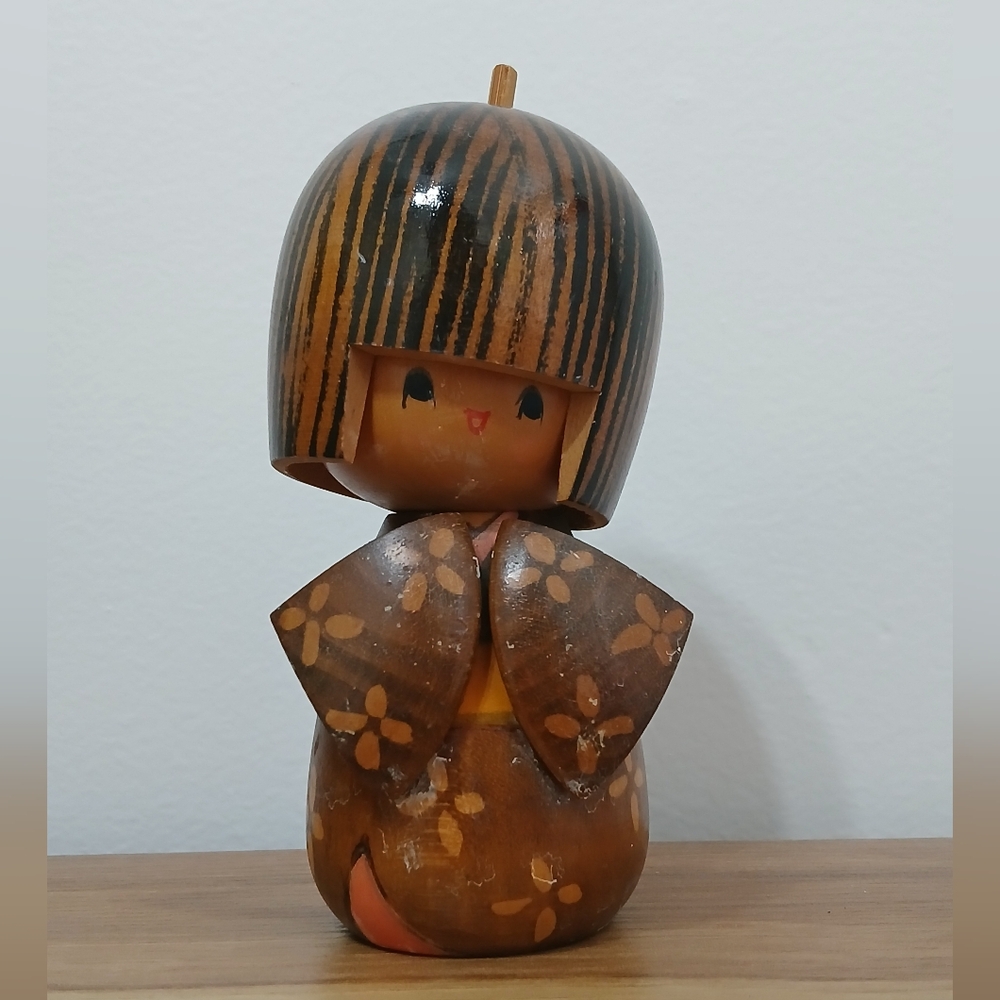 Vintage Wooden Japanese Kokeshi Doll Handpainted Signed 5"